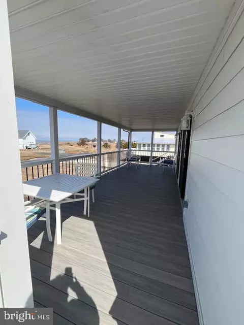 Exterior - 25785 Drum Point Rd, Westover, MD 21871 photo 5 of 7