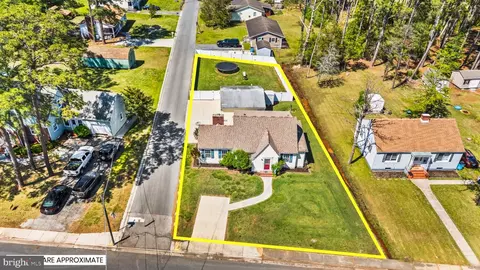 20 Hall Hwy, Crisfield, MD 21817