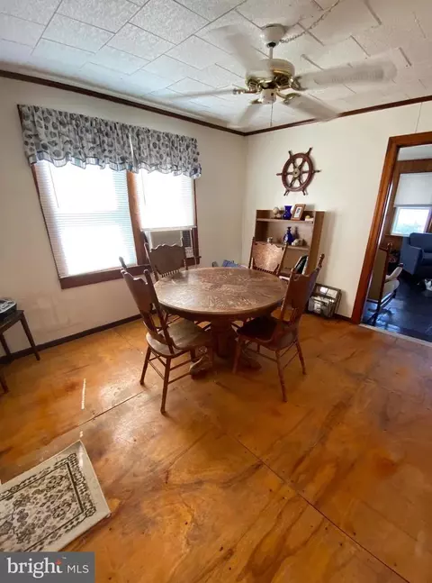 Dining - 3191 Marsh Rd, Ewell, MD 21824 photo 1 of 1
