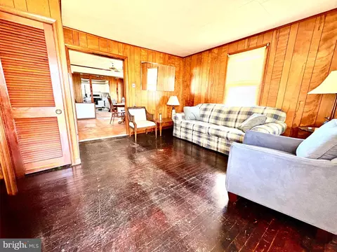 Living - 3191 Marsh Rd, Ewell, MD 21824 photo 4 of 4
