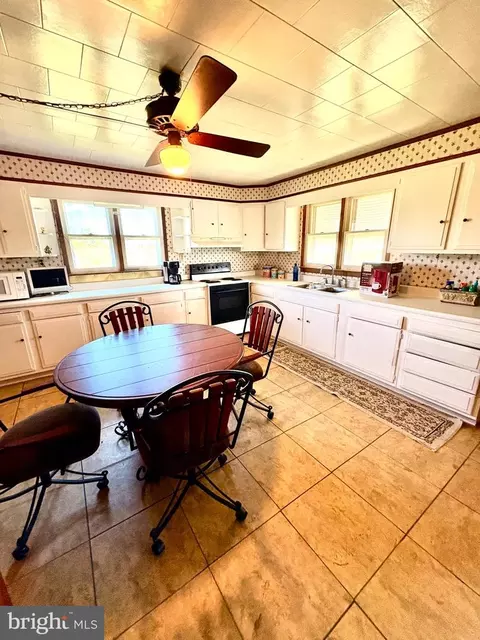 Kitchen - 3191 Marsh Rd, Ewell, MD 21824 photo 2 of 3
