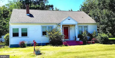 10116 Deal Island Rd, Deal Island, MD 21821