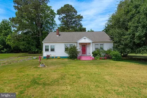 10116 Deal Island Rd, Deal Island, MD 21821