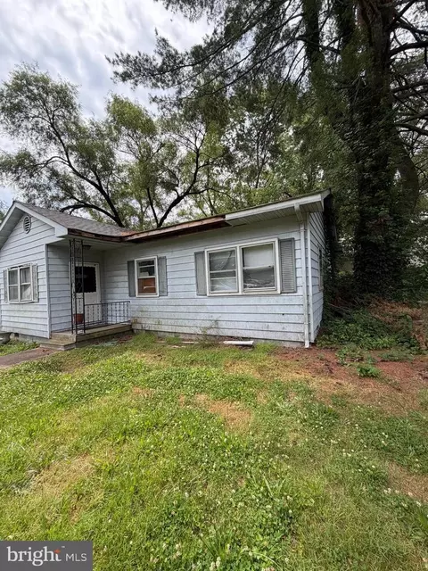 30509 Pecan Dr, Princess Anne, MD 21853