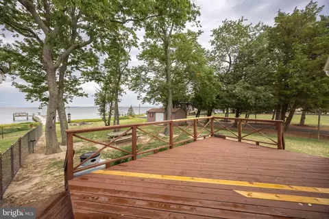 Exterior - 7940 Riverview Rd, Westover, MD 21871 photo 11 of 24