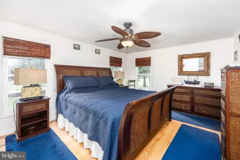 Bedroom - 7940 Riverview Rd, Westover, MD 21871 photo 8 of 11