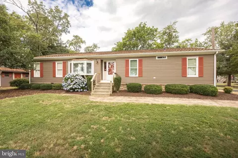Exterior - 7940 Riverview Rd, Westover, MD 21871 photo 2 of 24