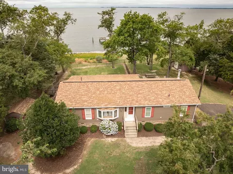 View/Area - 7940 Riverview Rd, Westover, MD 21871 photo 2 of 14