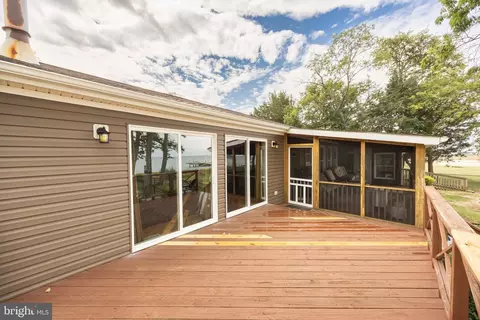 Exterior - 7940 Riverview Rd, Westover, MD 21871 photo 14 of 24