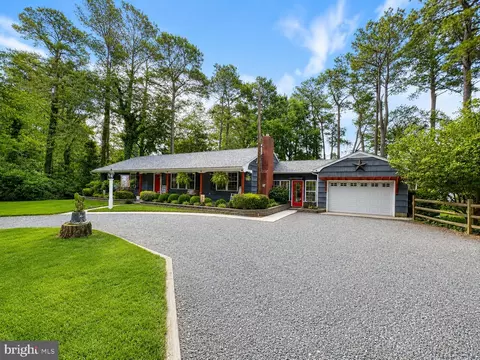 8141 Courthouse Hill Rd, Pocomoke City, MD 21851