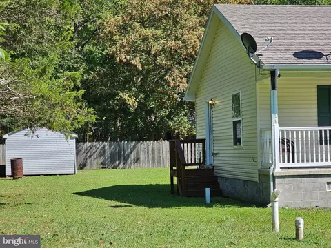 Exterior - 8339 Upper Hill Rd, Westover, MD 21871 photo 3 of 3