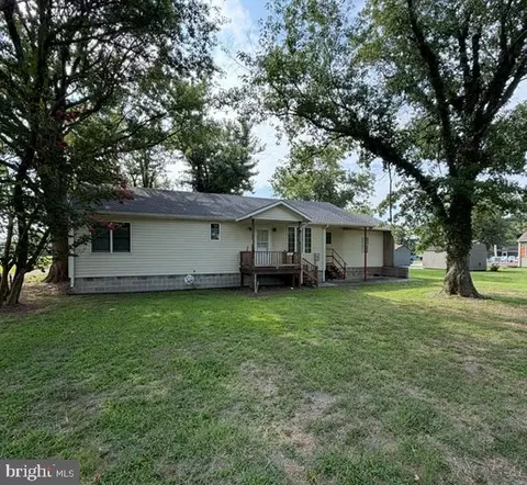 23451 Deal Island Rd, Deal Island, MD 21821