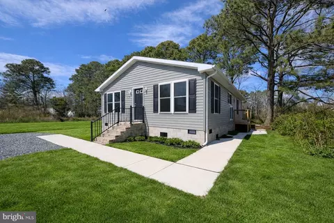 30566 Skipjack Cir, Crisfield, MD 21817