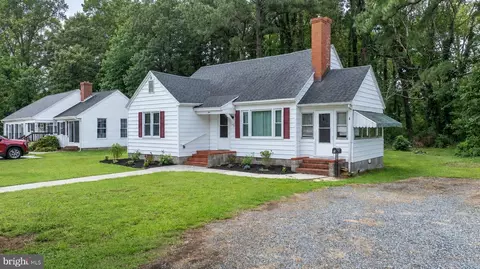 5 Potomac St, Crisfield, MD 21817