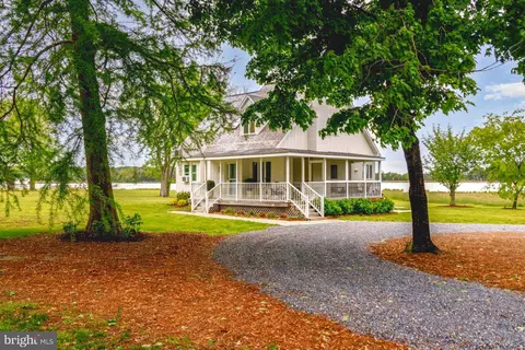 27170 Enniskillen Rd, Easton, MD 21601