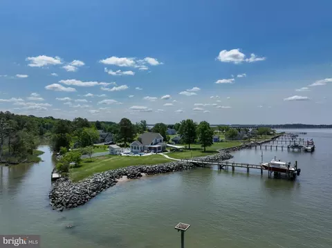1724 Ferry Point Ct, Trappe, MD 21673