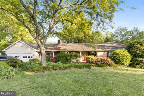 10 Hughlett St, Easton, MD 21601