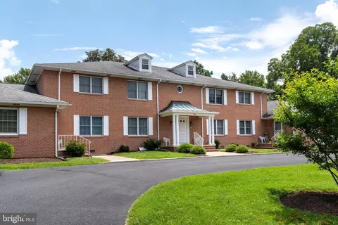 306 S Washington St #5, Easton, MD 21601