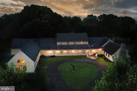 24828 Deepwater Point Dr, Saint Michaels, MD 21663