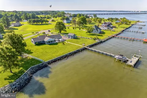1720 Ferry Point Ct, Trappe, MD 21673