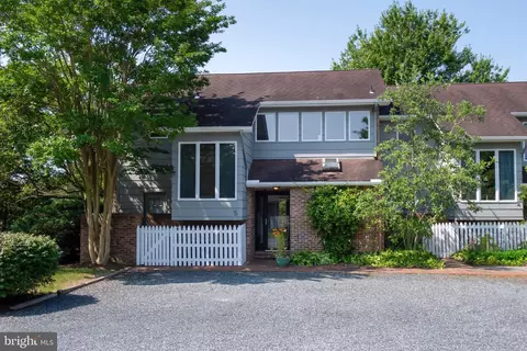 24700 Deepwater Point Dr #5, Saint Michaels, MD 21663