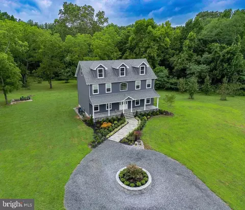 2994 Chancellor Point Rd, Trappe, MD 21673