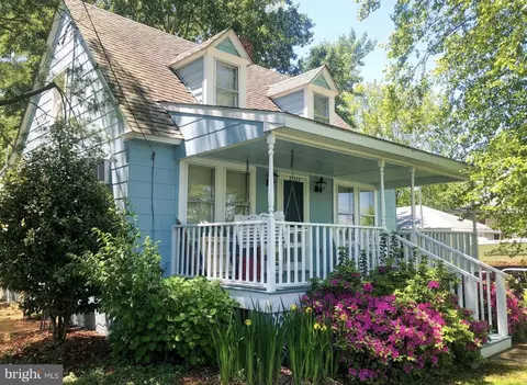 21527 Chicken Point Rd, Tilghman, MD 21671