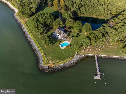 5032 Black Walnut Point Rd, Tilghman, MD 21671