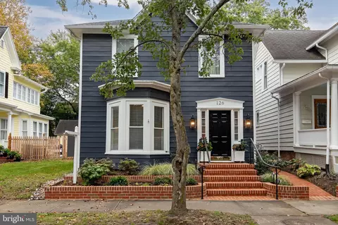 126 S Harrison St, Easton, MD 21601