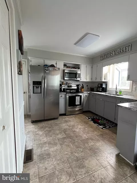 3847 Harrison Cir, Trappe, MD 21673 photo 2