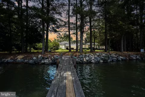 5560 Heron Point Rd, Royal Oak, MD 21662