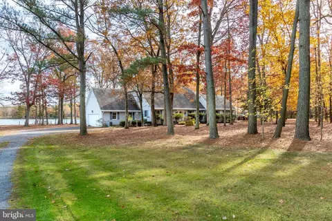 9149 Mallard Point Ct, Mcdaniel, MD 21647 photo 2