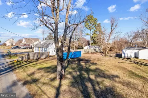 21396 Sinclair Ave, Tilghman, MD 21671