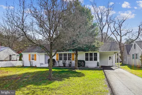 402 Seymour Ave, Saint Michaels, MD 21663