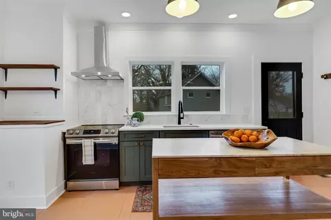 Kitchen - 3890 Main St, Trappe, MD 21673 photo 2 of 4