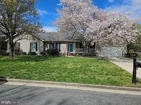 20 Papermill St, Easton, MD 21601