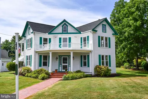 21451 Wharf Rd, Tilghman, MD 21671