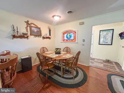 Dining - 9205 Mallard Point Ct, Mcdaniel, MD 21647 photo 1 of 2