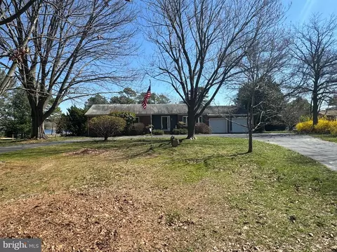 Exterior - 9205 Mallard Point Ct, Mcdaniel, MD 21647 photo 1 of 5