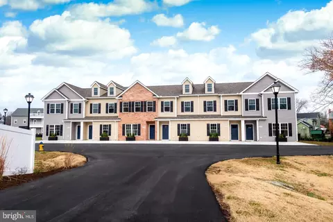 1201 Broad Leaf Ct, Trappe, MD 21673