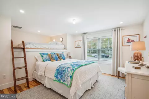 Bedroom - 109 E Maple Ave, Saint Michaels, MD 21663 photo 2 of 13