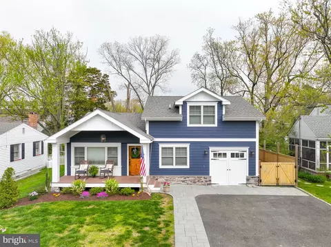 Exterior - 109 E Maple Ave, Saint Michaels, MD 21663 photo 11 of 14