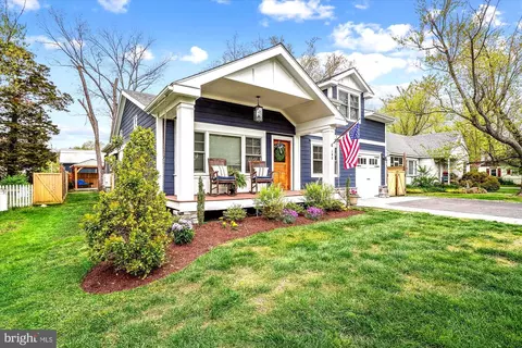 109 E Maple Ave, Saint Michaels, MD 21663