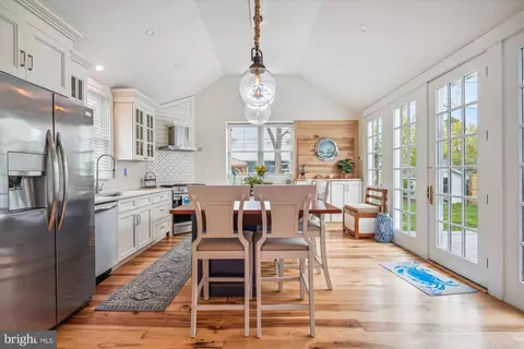 Dining - 109 E Maple Ave, Saint Michaels, MD 21663 photo 2 of 2