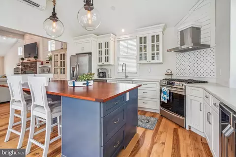 Kitchen - 109 E Maple Ave, Saint Michaels, MD 21663 photo 2 of 5