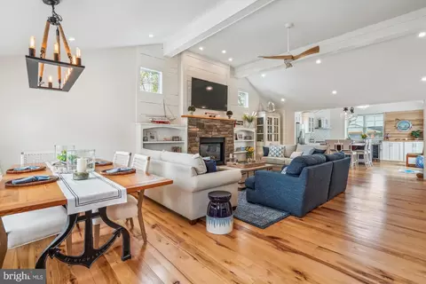 Living - 109 E Maple Ave, Saint Michaels, MD 21663 photo 1 of 5