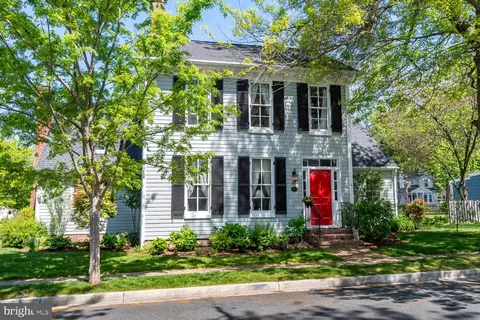 119 W Chestnut St, Saint Michaels, MD 21663