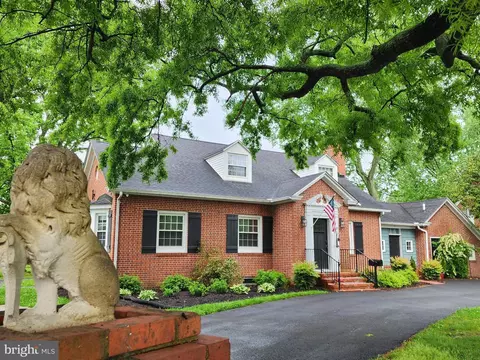 429 S Washington St, Easton, MD 21601