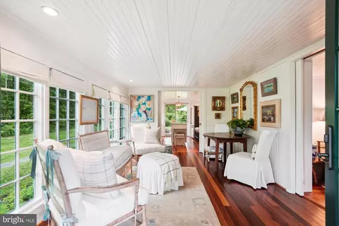6344 Middle Point Rd, Neavitt, MD 21652