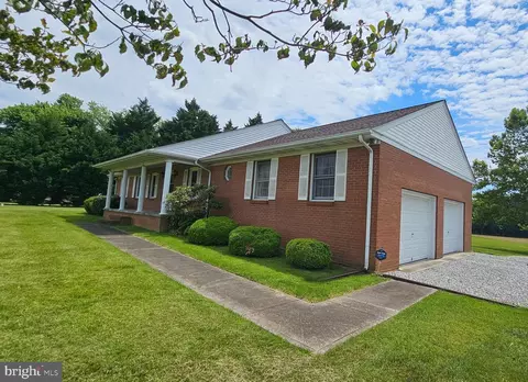 30603 Dover Rd, Easton, MD 21601